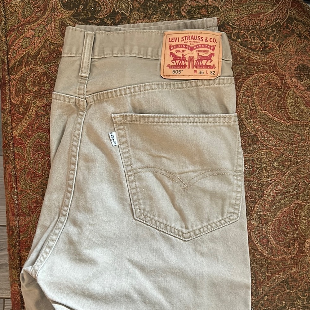Khaki Jeans